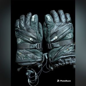 Swany leather black gloves